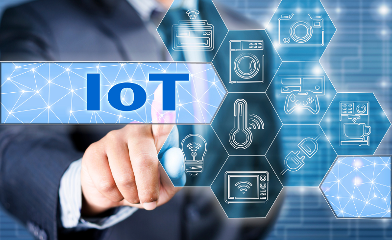 How IoT is Revolutionizing Smart Businesses and Everyday Life